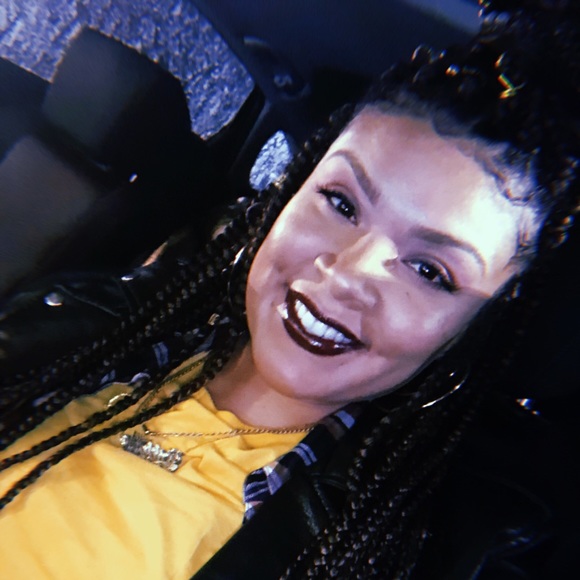 Meet your Posher, Mahagoney - Picture 1 of 1